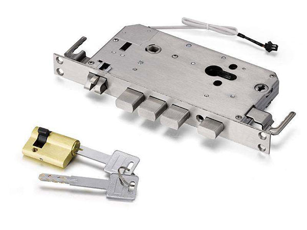 新荣24小时上门开锁公司